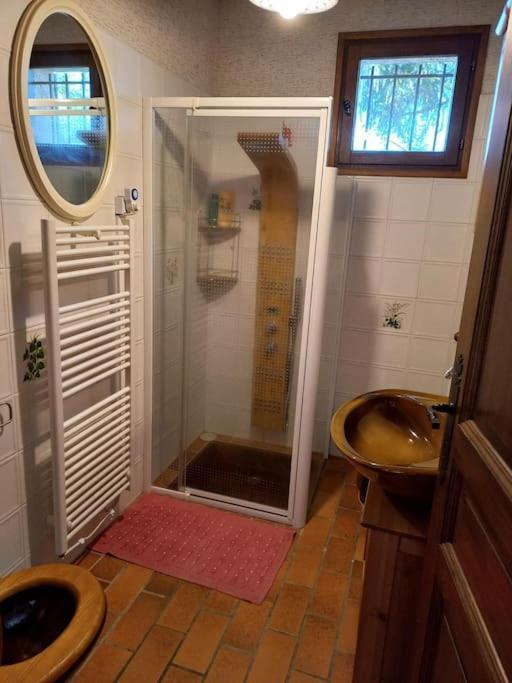 Bas De Villa, 2 Terrasses, Piscine, Spa, Sauna... Neffes Екстериор снимка