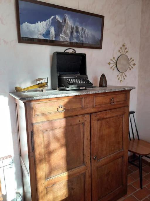 Bas De Villa, 2 Terrasses, Piscine, Spa, Sauna... Neffes Екстериор снимка
